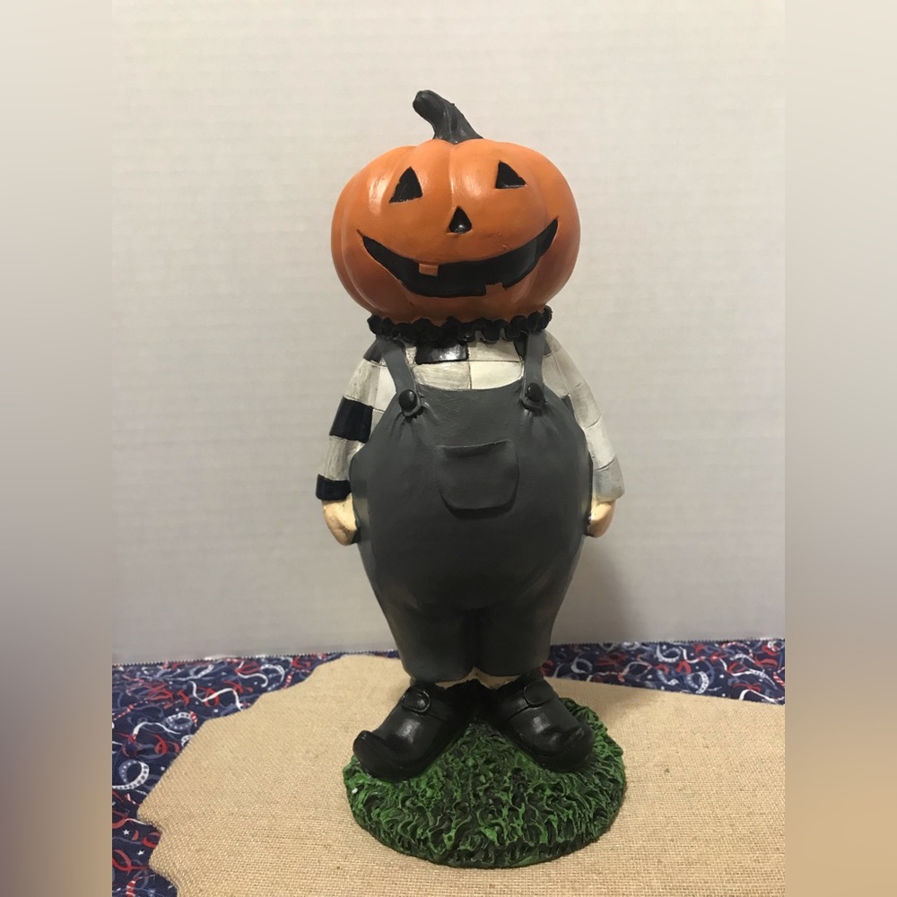 Halloween pumpkin head resin statue figure